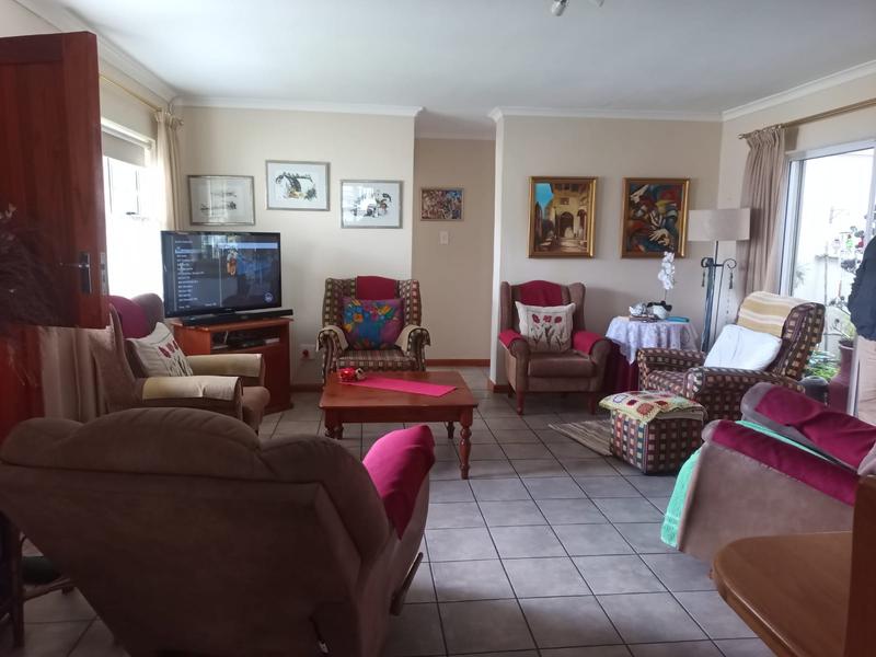 3 Bedroom Property for Sale in Franskraal Western Cape